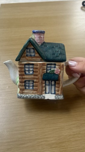 Vintage miniature cottage - miniature,