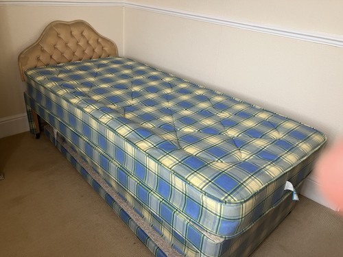 Single bed with pull - single,