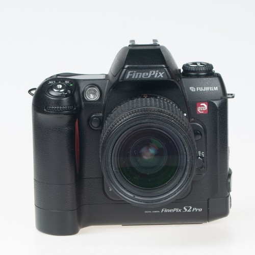 Fujifilm pro with nikkor - s2,