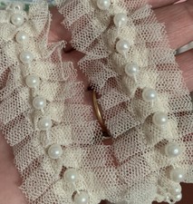 1m of Cream Lace and Pearl