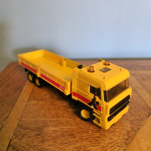 Matchbox super kings daf - kings, space