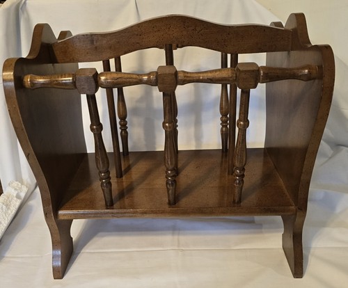 Magazine rack 1975 - , rack/1975