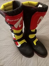 Excellent Forma Boulder