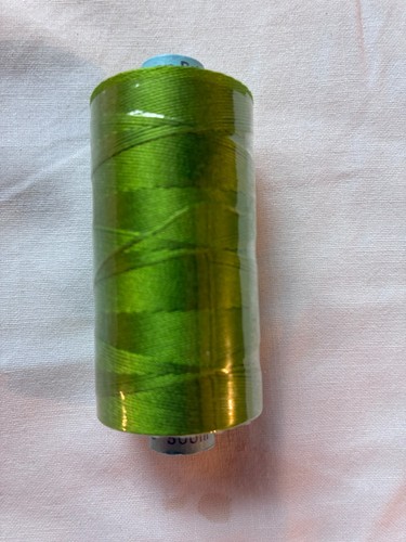 Green silk gutermann thread - green, no