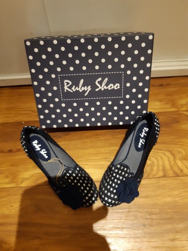 Ruby shoo lola - shoo, 4