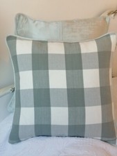 laura  Ashley Cushion Cover