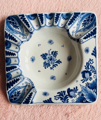 Delft ashtray dated - ashtray,