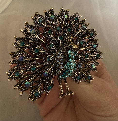Vintage style large peacock - vintage,