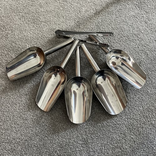 Stainless steel ice scoop - stainless,