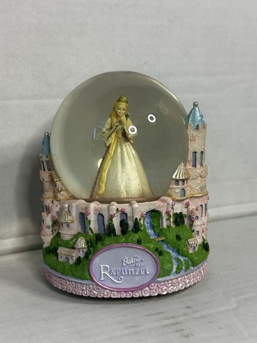 Rare 2002 barbie - barbie, rapunzel