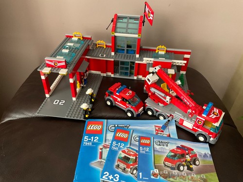 Lego city fire station - fire, (7945)