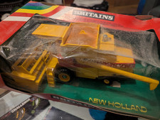 Britains 9575 New Holland Combine Harvester 1982 Farm Machinery