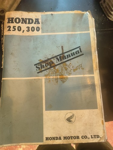 Honda 250 300 models c72 - 250, c72/c77