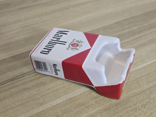 Vintage ceramic marlboro red - ceramic,
