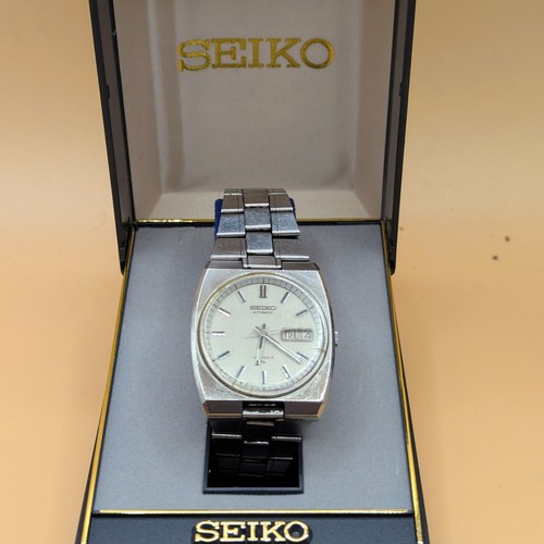 Vintage 1974 seiko - vintage,