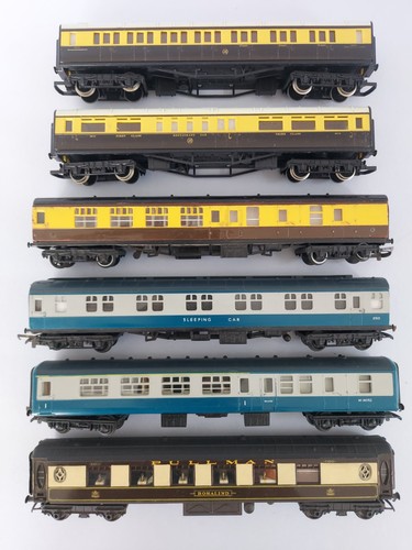 Hornby coaches b - x, b.r