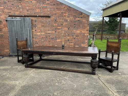 Huge solid oak - oak, 17th