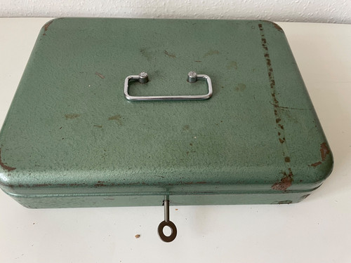 Vintage green metal lockable - vintage,