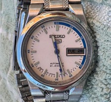 Vintage Seiko Automatic  Watch With White Dial - Day & Date