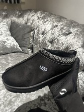 UGG Tasman