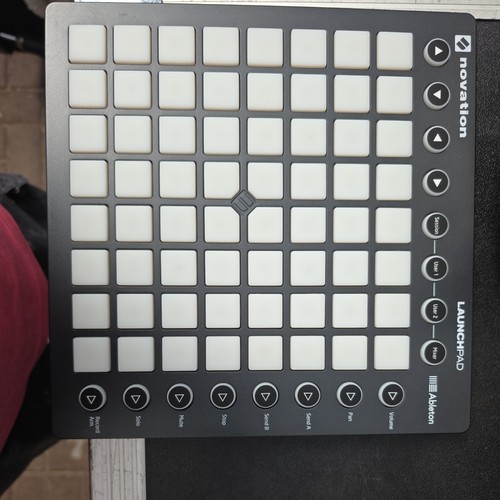 Novation launchpad grid - launchpad,