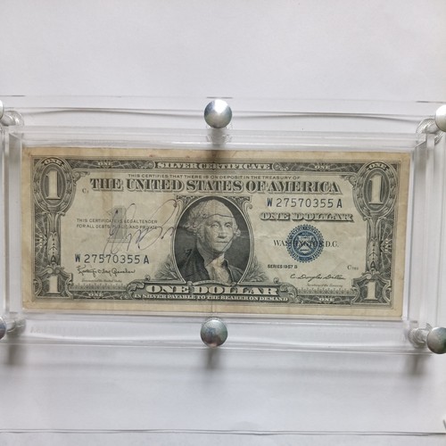 Elvis presley autographed 1958 - presley,