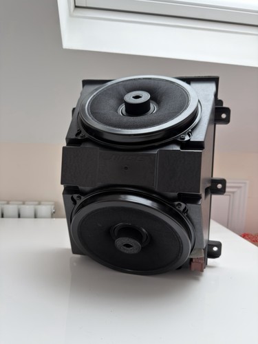 Nissan r35 gtr bose - nissan, subwoofer