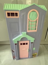 Vintage Barbie 2002  Townhouse