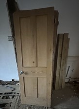 Victorian Style 4-Panel Oak