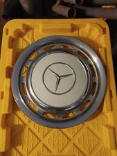 Mercedes Benz chrome hubcaps