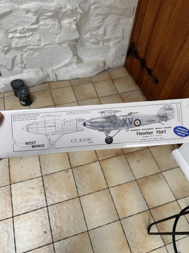 West wings hawker - west, 1/18