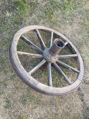 Antique wooden wagon - wooden,