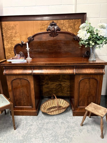 Country house antique - country,