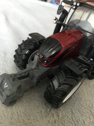 Burago tractors valtra n174 - tractors,