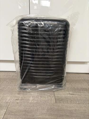 New cabin size hard samsonite - size,