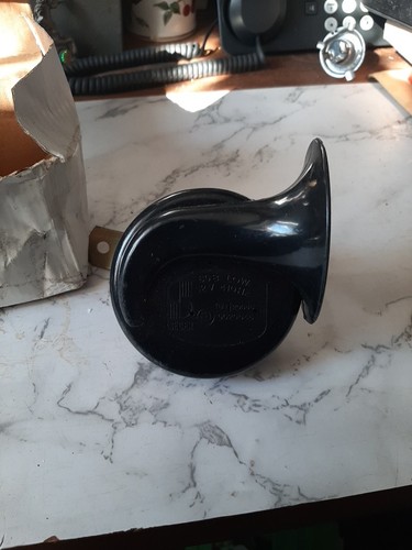 Convertible emergency horn - ,