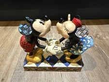 Disney Showcase Mickey And