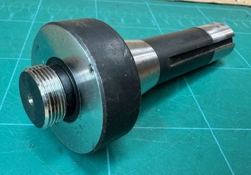 Boring head arbor - r8, x
