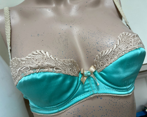 Agent provocateur 32a 32b 34a - agent,
