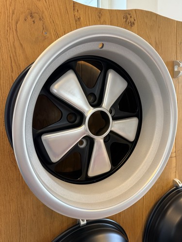 Porsche 911 9x15 inch fuchs - inch,