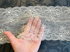 Vintage Floral Flat Lace Nude