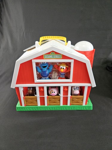 Sesame street toy barn - sesame,