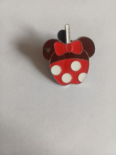 Disney trading pins - pins, 2015