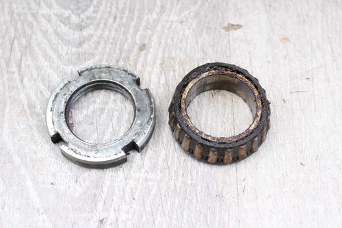 Steering head bearing disc