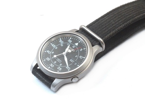 Seiko 7s26 02j0 military - seiko,