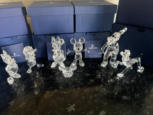 Swarovski disney showcase fab - swarovski,