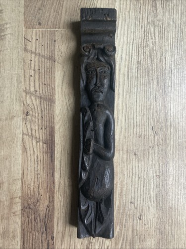 Antique 1600 oak corbel - 1600’s,
