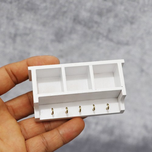 Scale dolls house - dolls,