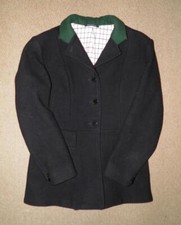 Vintage Ladies Black 100% Wool