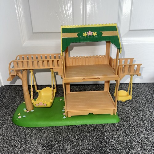 Sylvanian families garden - families,